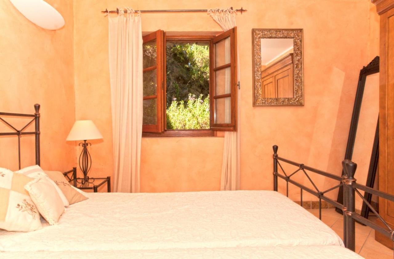 Campu Latinu Apartment *